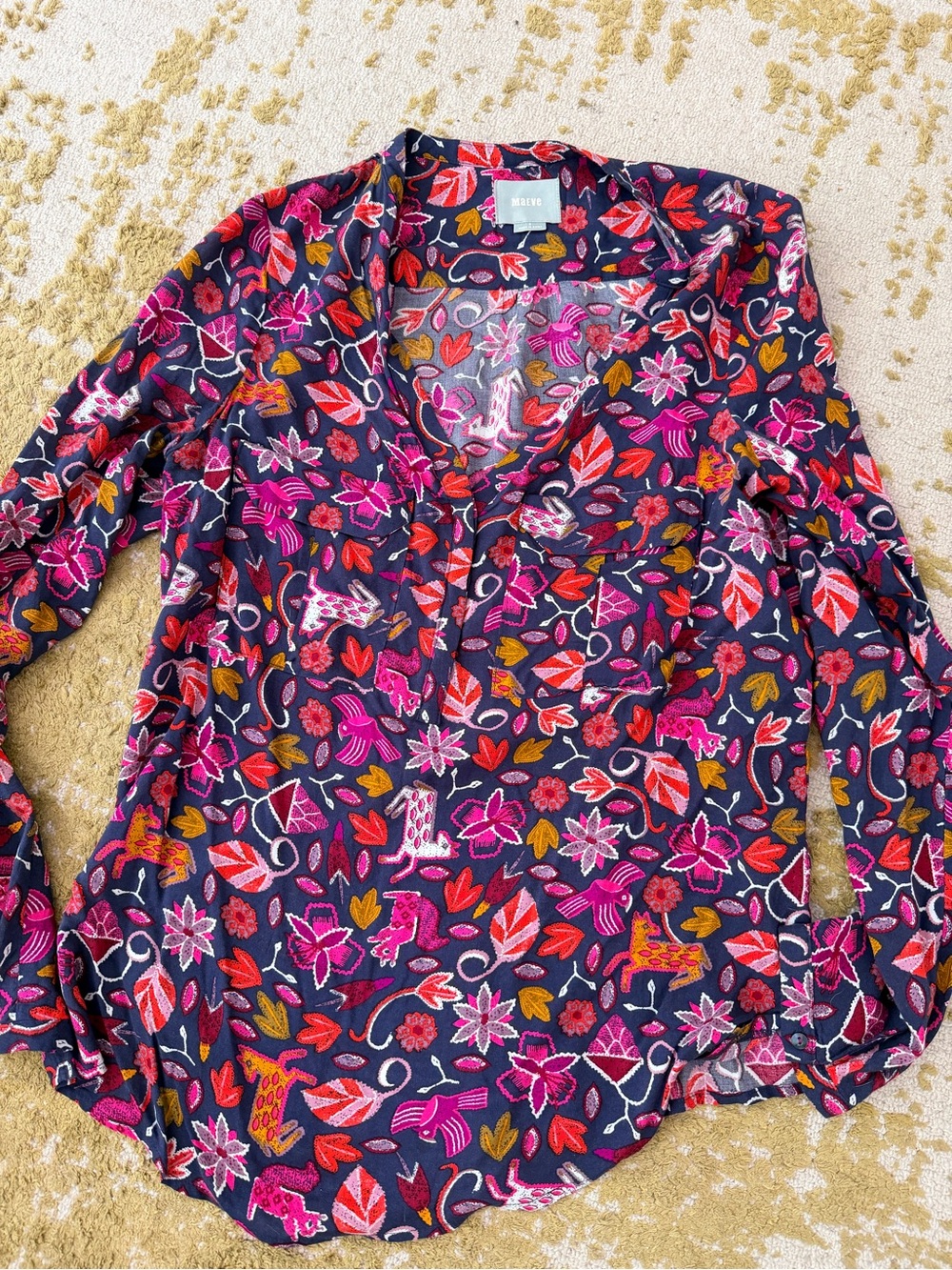 Maeve Navy Floral V‑Neck Long‑Sleeve Blouse small